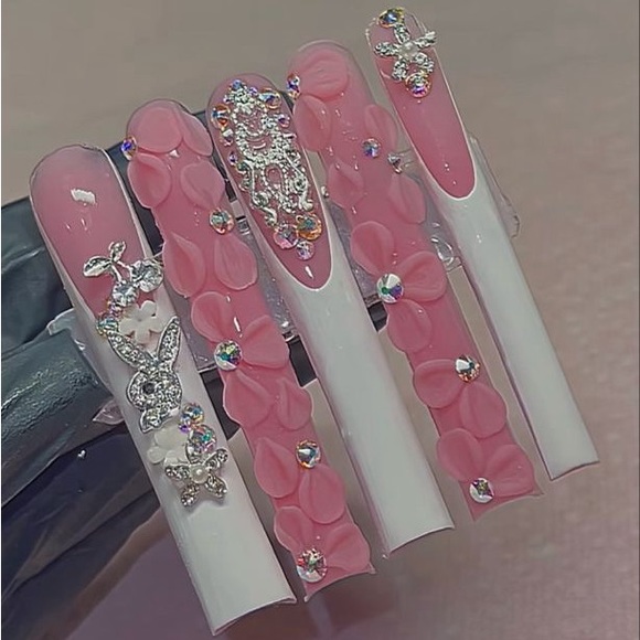 PRESS ONS - Picture 2 of 6